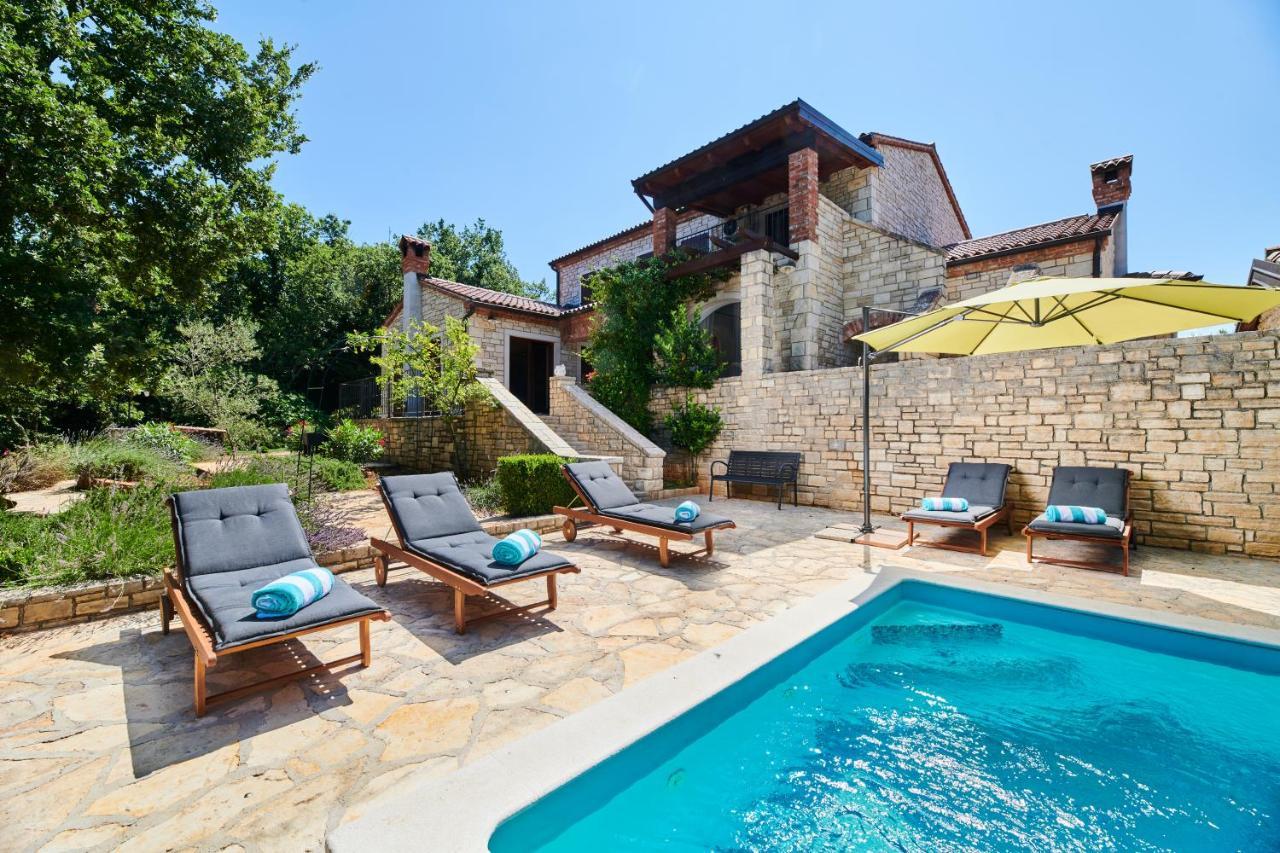 Villa Volpija Buje Buitenkant foto