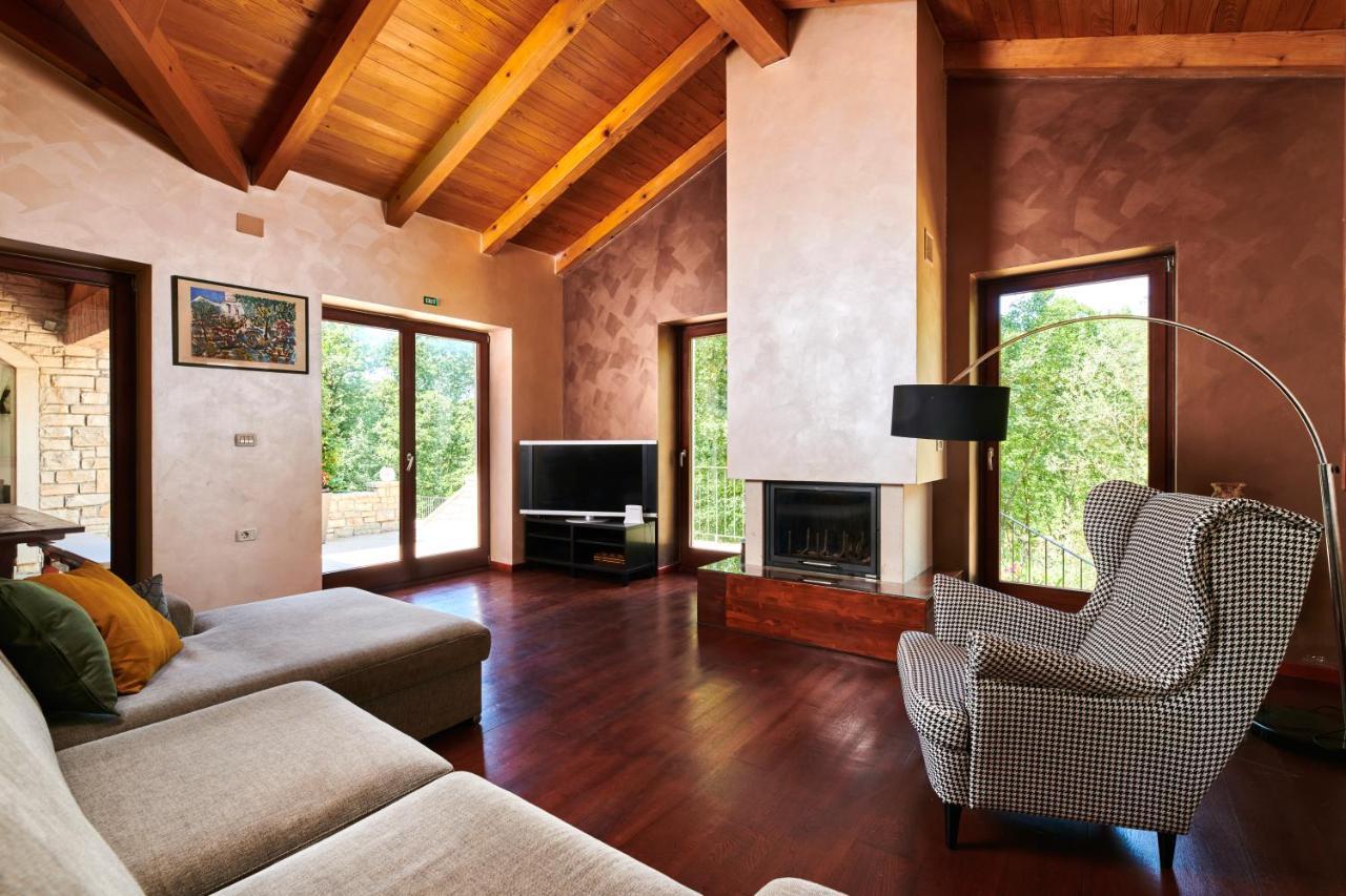 Villa Volpija Buje Buitenkant foto