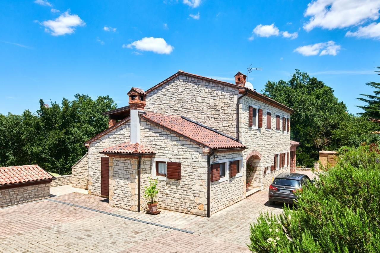 Villa Volpija Buje Buitenkant foto