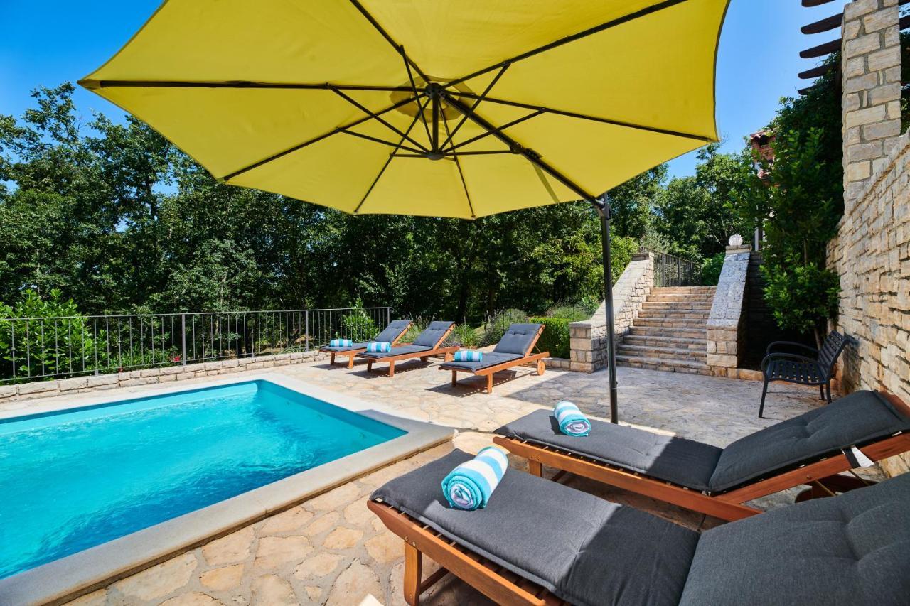 Villa Volpija Buje Buitenkant foto